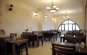 供应早餐