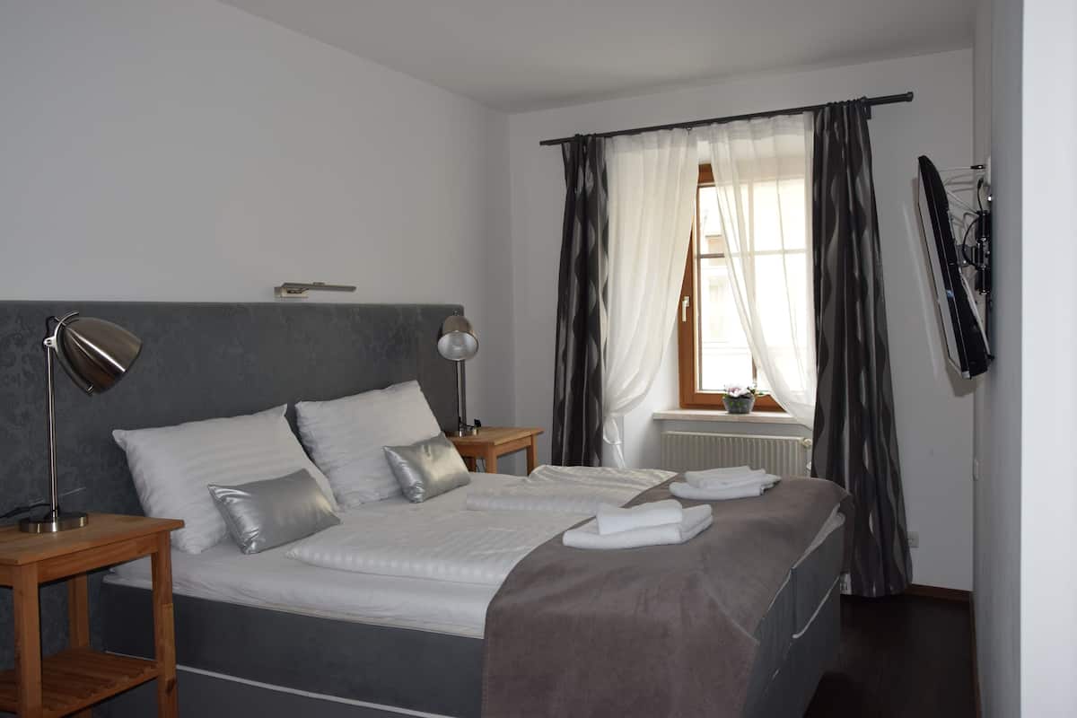 Double Room | Premium bedding, desk, laptop workspace, blackout drapes