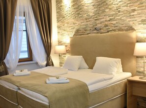 Double Room | Premium bedding, desk, laptop workspace, blackout drapes - Hotel Torwirt (Wolfsberg)