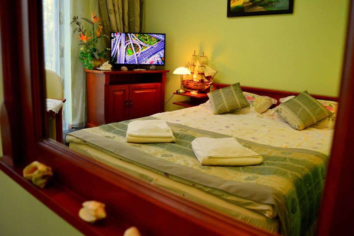 classic double room | premium bedding, minibar, in-room safe, individually decorated