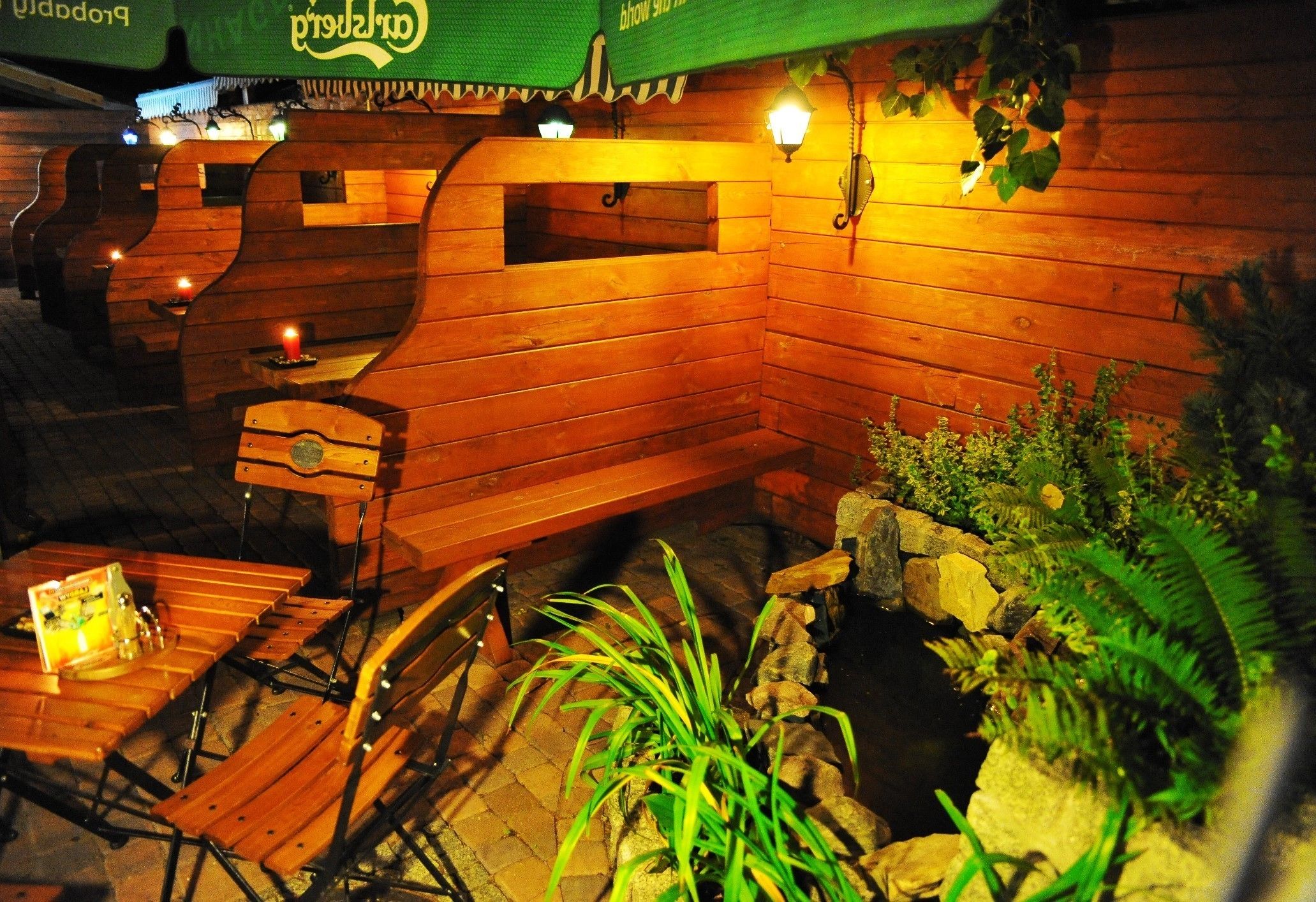 breakfast, lunch, dinner served; regional cuisine