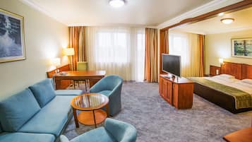 Superior apartment - Main Building with balcony | 1 habitación, minibar, caja de seguridad en la habitación y wifi gratis