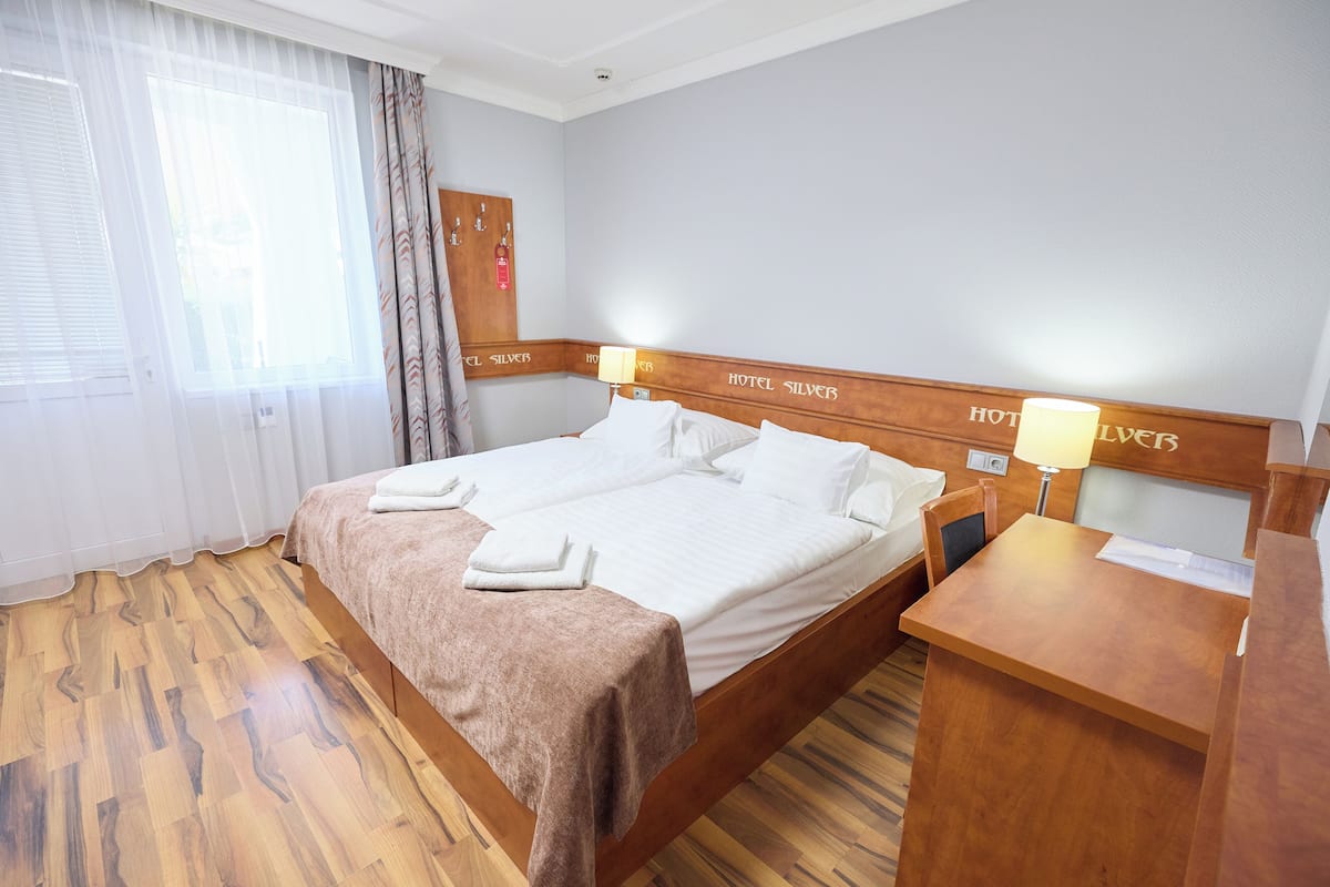 Habitación Confort, 2 camas individuales (Bio) | Ropa de cama hipoalergénica, minibar, caja fuerte y wifi gratis
