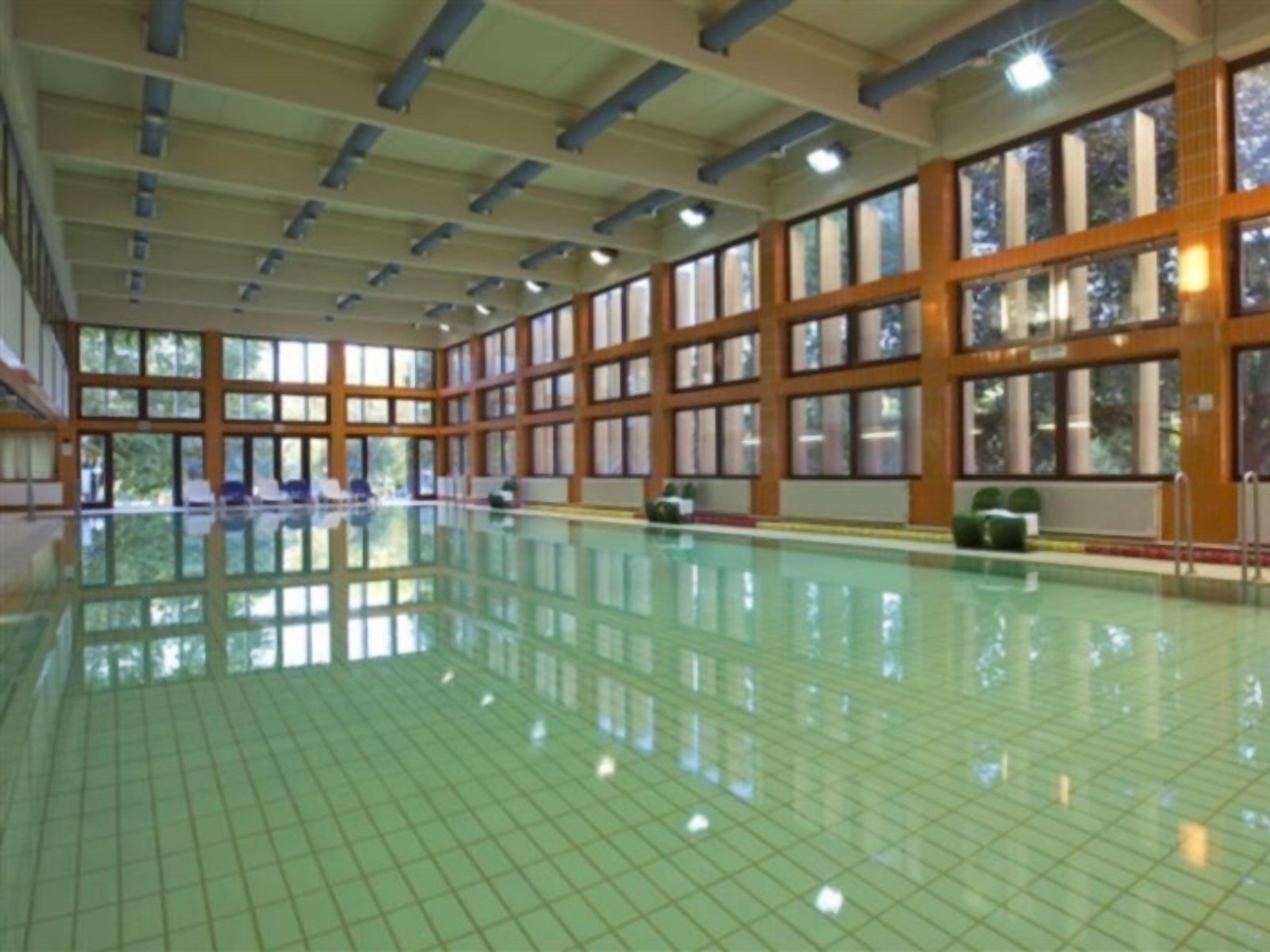 Indoor pool, outdoor pool