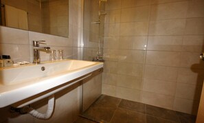 ห้องน้ำ