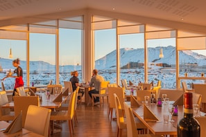 Breakfast, lunch and dinner served  - Northern Light Inn (Grindavik)