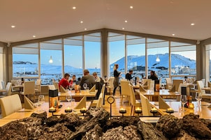 Morgunverður í boði, alþjóðleg matargerðarlist, útsýni yfir garðinn