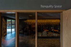 2 treatment rooms - Northern Light Inn (Grindavik)