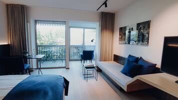 Luxe beddengoed, een kluis op de kamer, een bureau