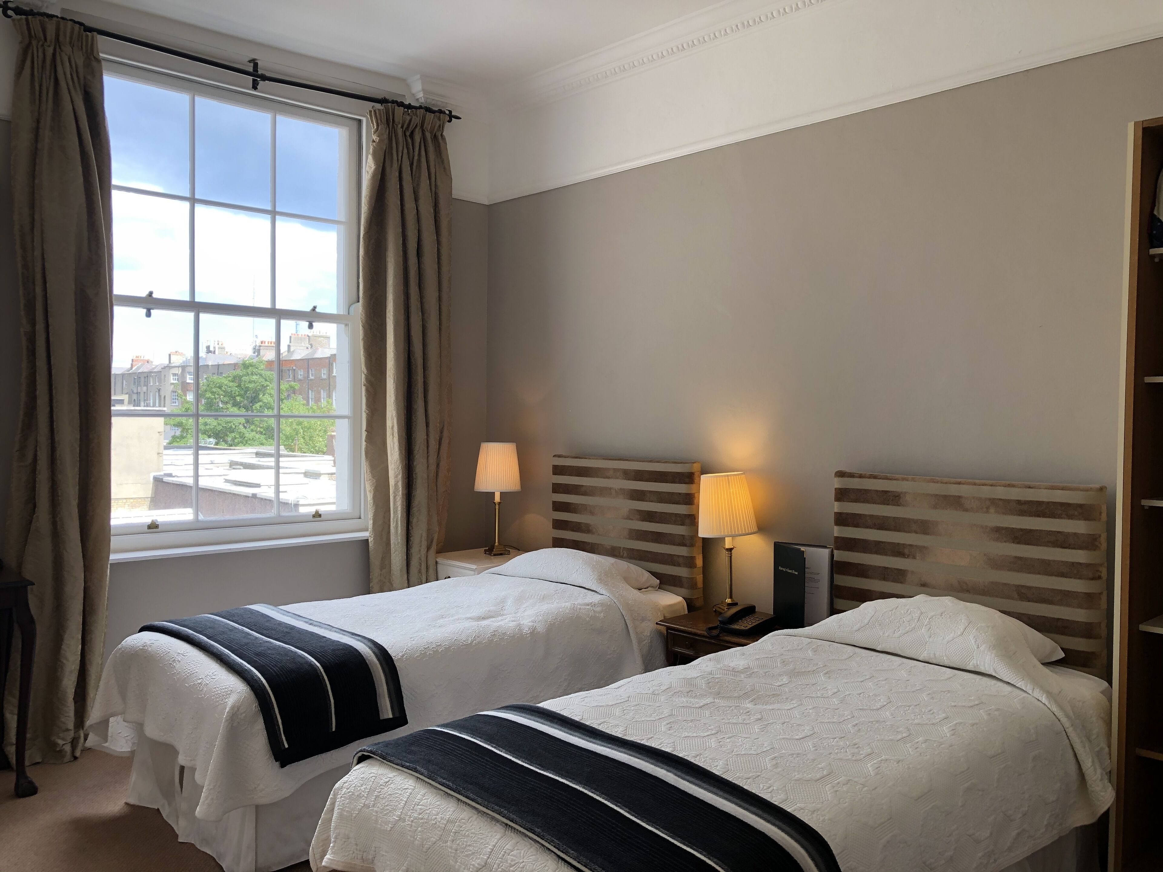 Ropa de cama de alta calidad y edredones de plumas