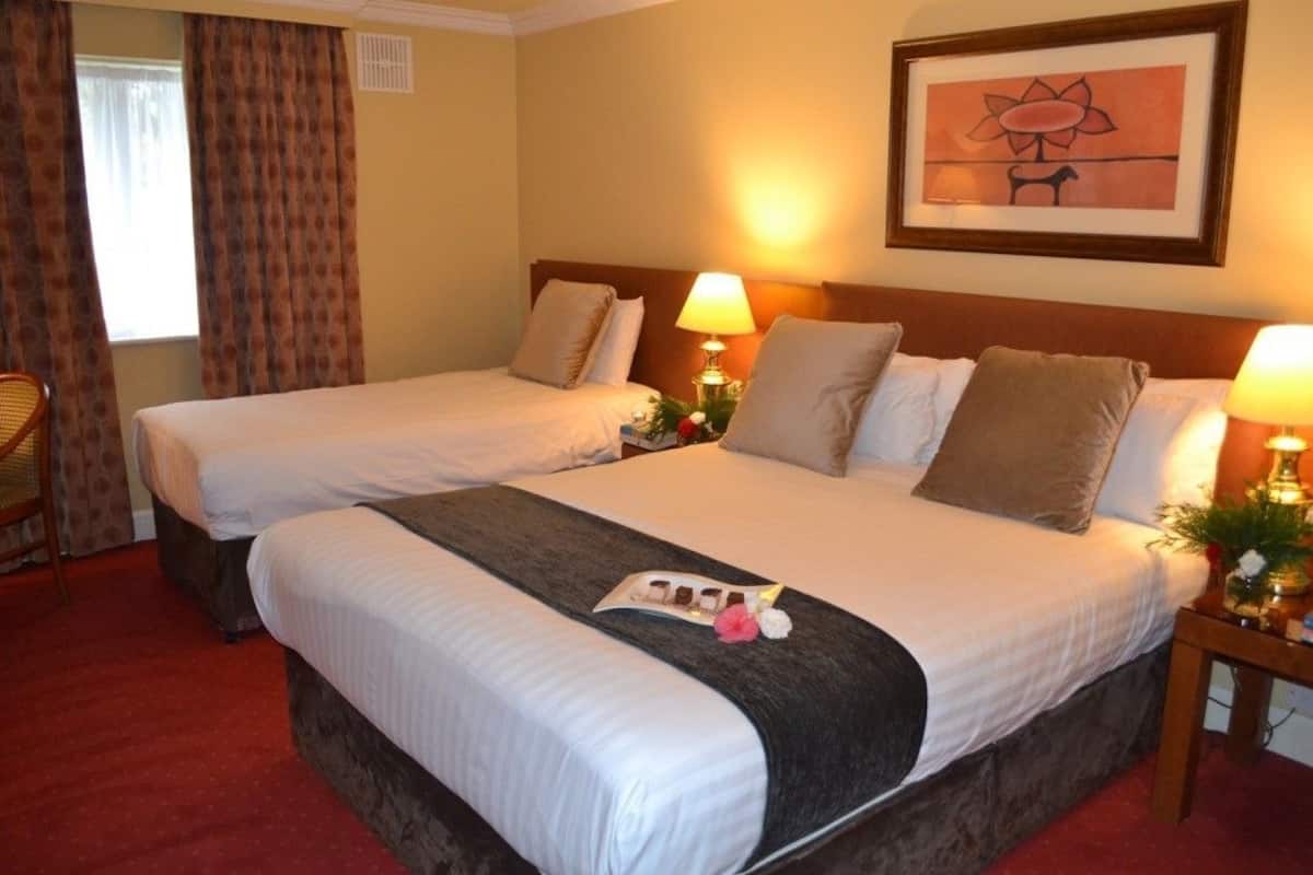 twin room | premium bedding, desk, soundproofing, iron/ironing board