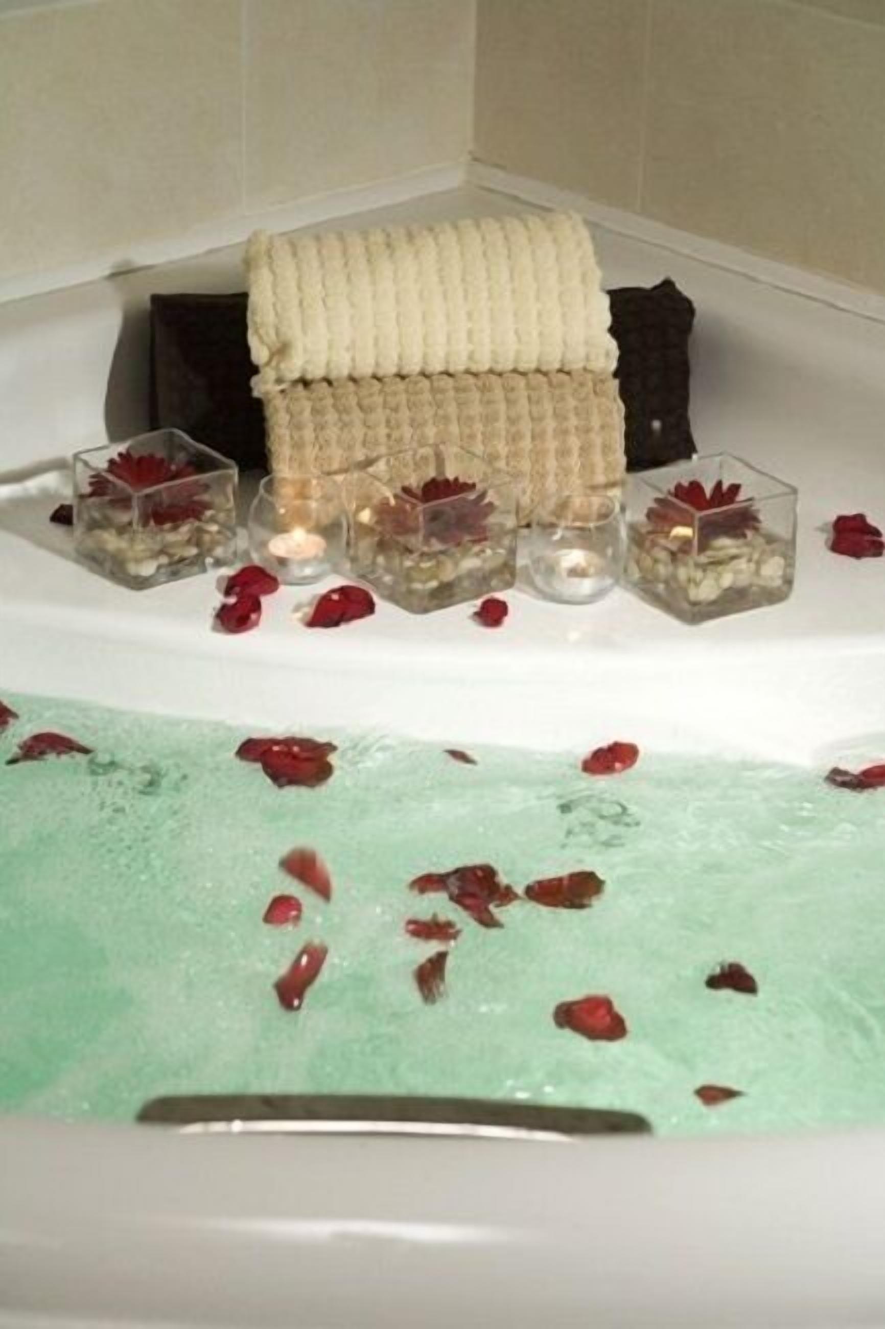 double room | bathroom | towels