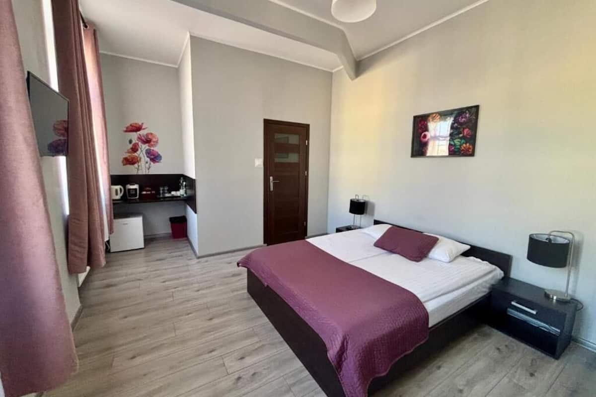 Quarto standard, 2 quartos | Cofres nos quartos, escrivaninha, ferros/tábuas de passar roupa