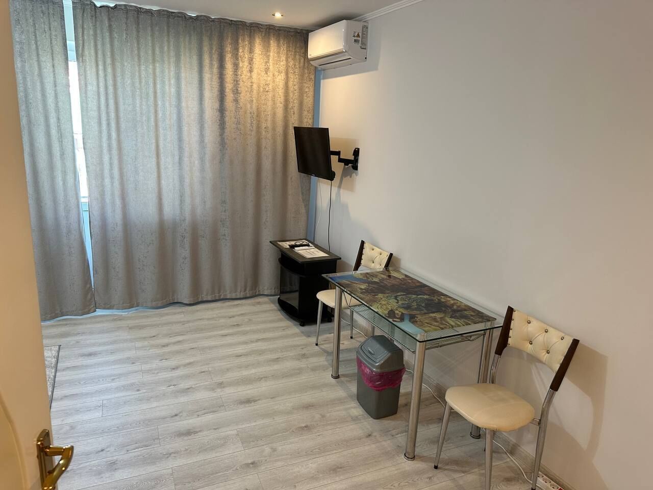 Standard Double Room | Desk, soundproofing, free WiFi, bed sheets