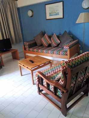 Flat-screen TV - Apartamentos Lindomar (Silves)
