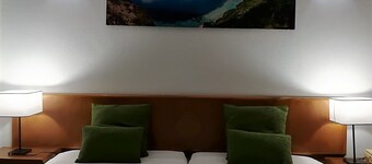 Apartamentos Lindomar