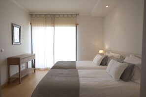 Appartement, 1 chambre | Fer et planche à repasser, lit de bébé (supplément)