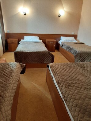 Standard Quadruple Room | Minibar, blackout drapes, iron/ironing board, free WiFi - Stara Vezha Hotel (Boryspil)