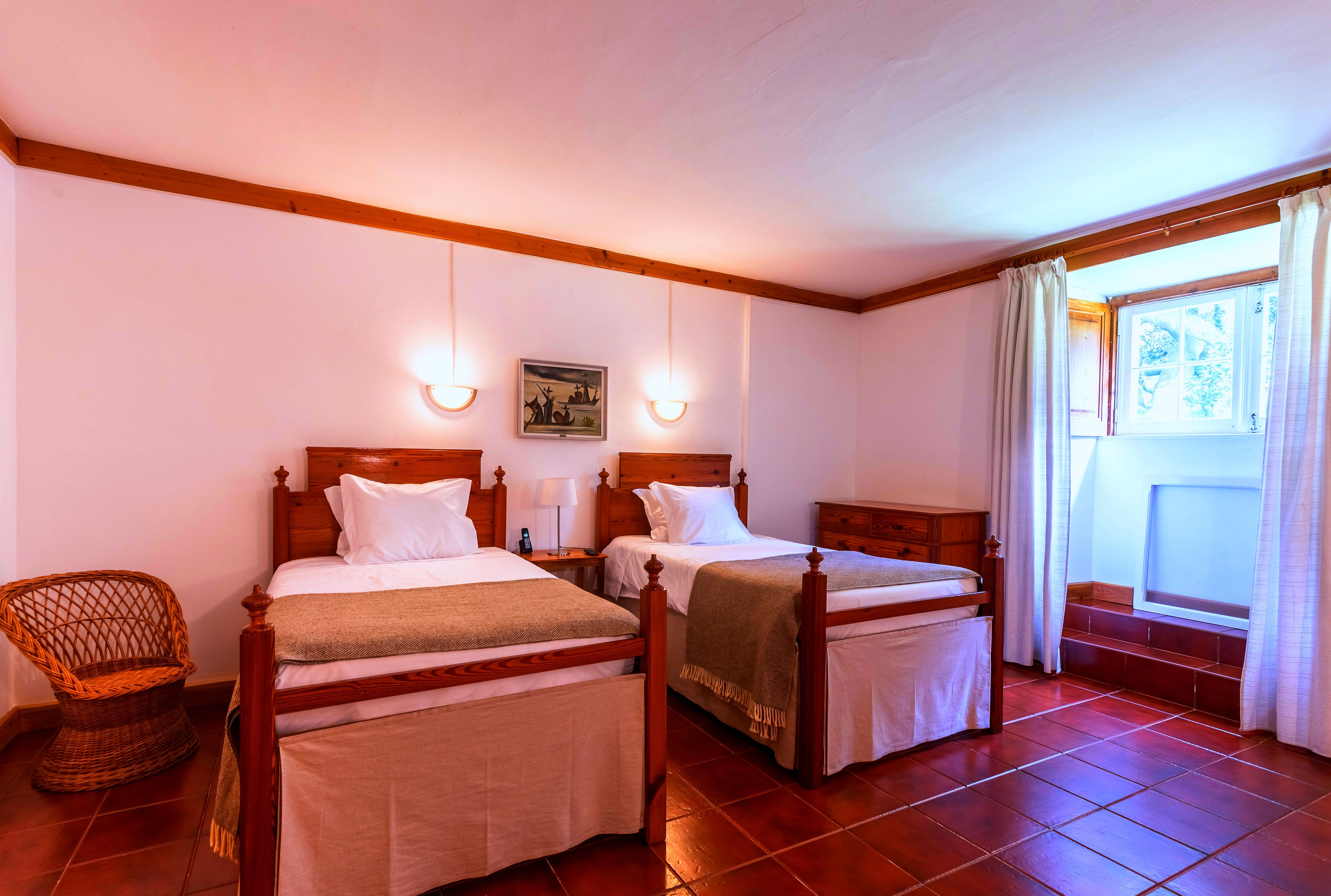 twin room | free wifi