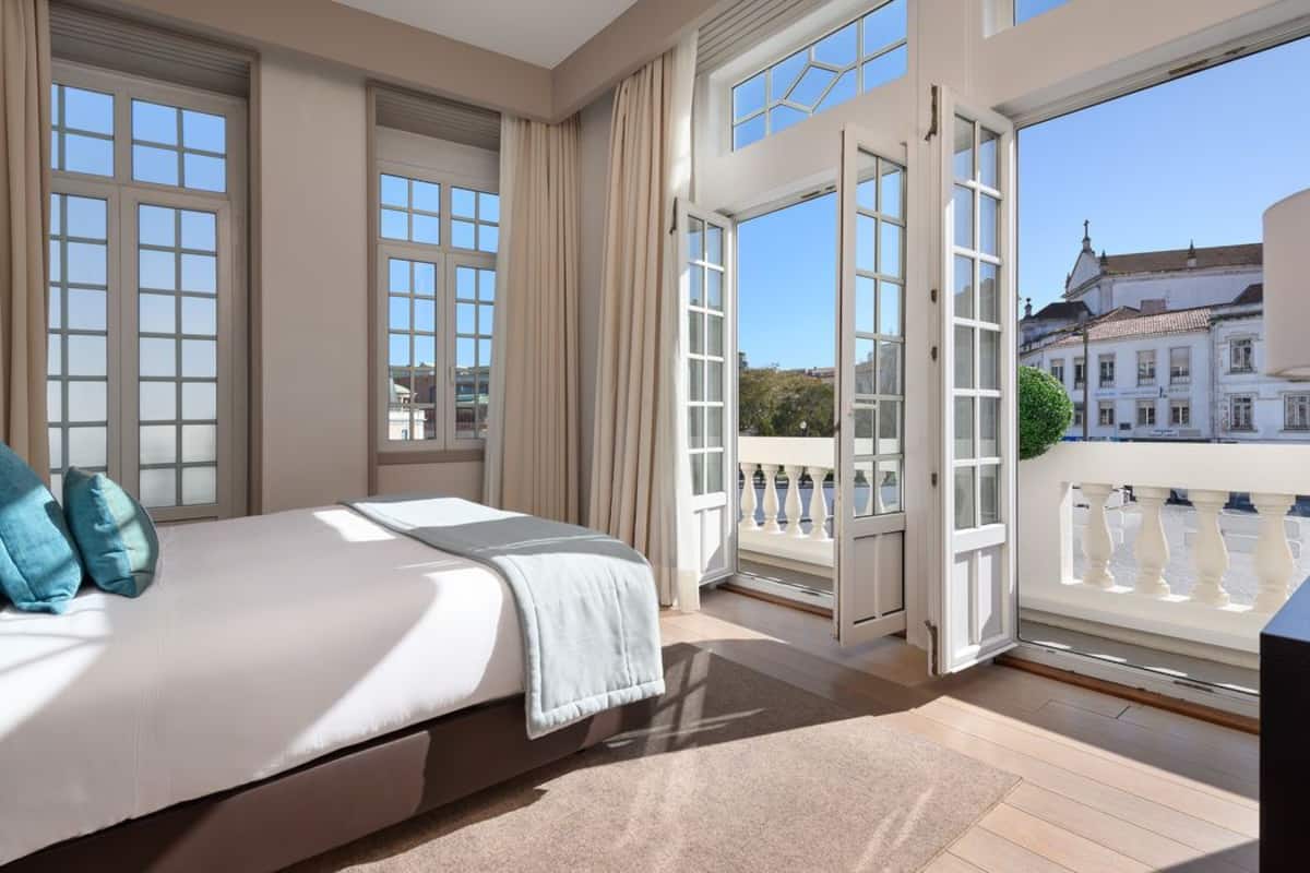 1 bedroom, desk, free WiFi, bed sheets