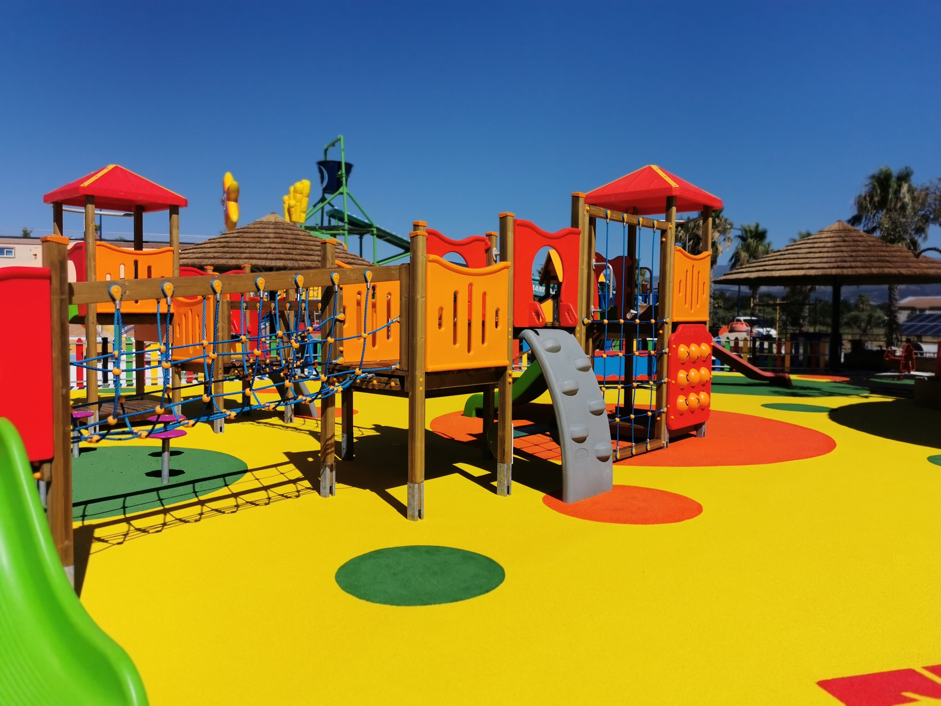 children’s play area – outdoor