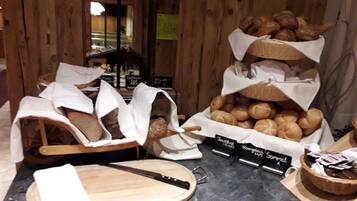 Daily buffet breakfast (EUR 15 per person)