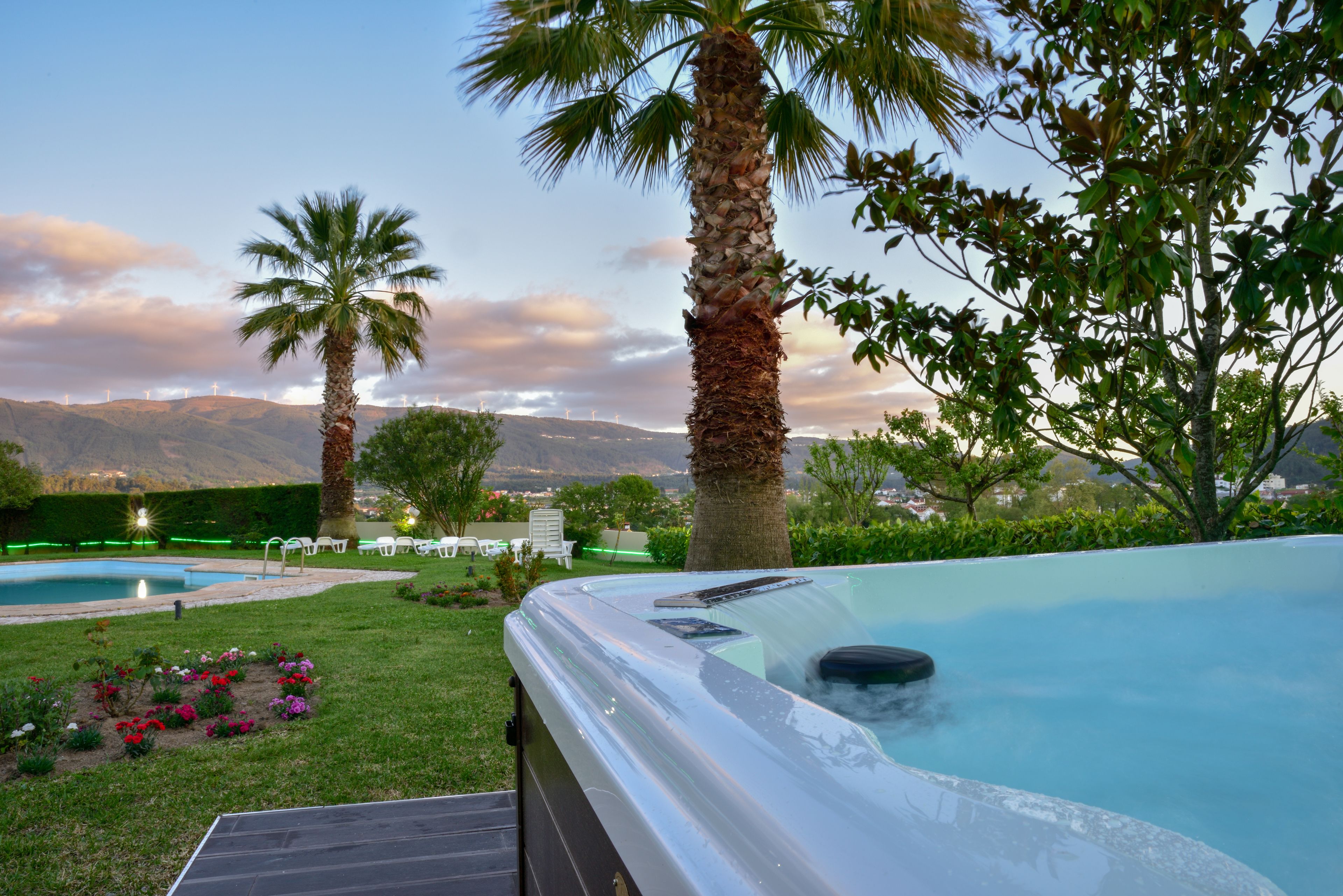 30-cm flat-screen TV with cable channels, TV