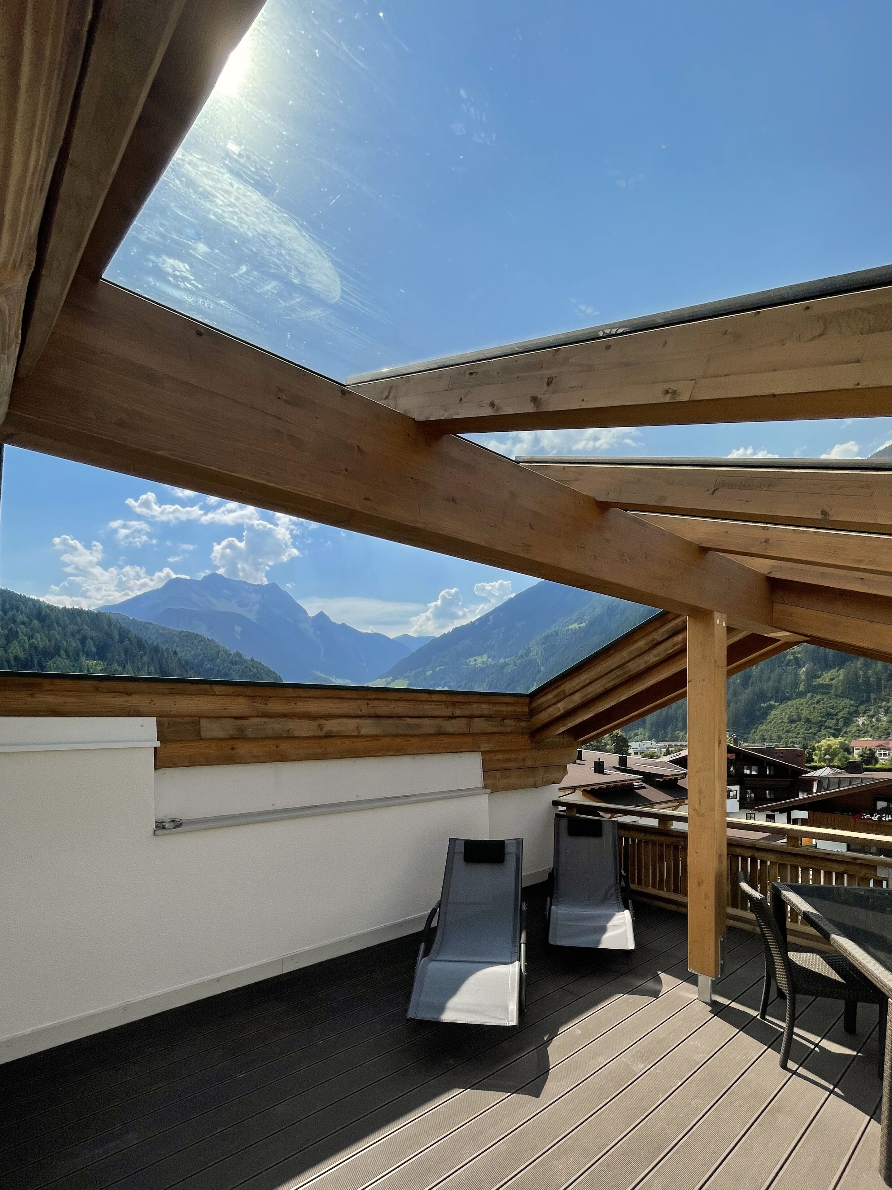 Deluxe Apartment | Terrace/patio