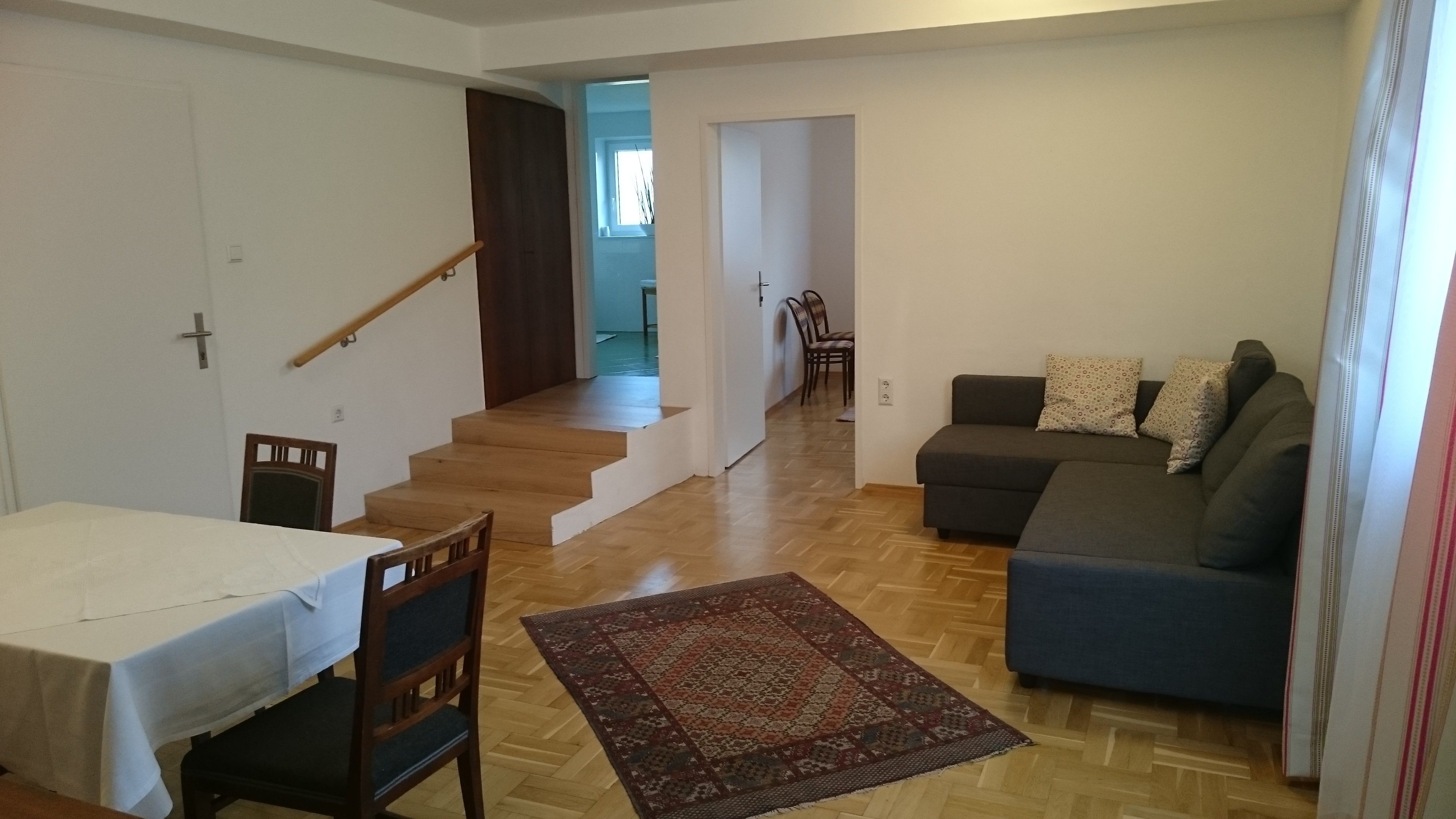 apartment, 2 bedrooms | living area | 102-cm flat-screen tv with satellite channels, tv