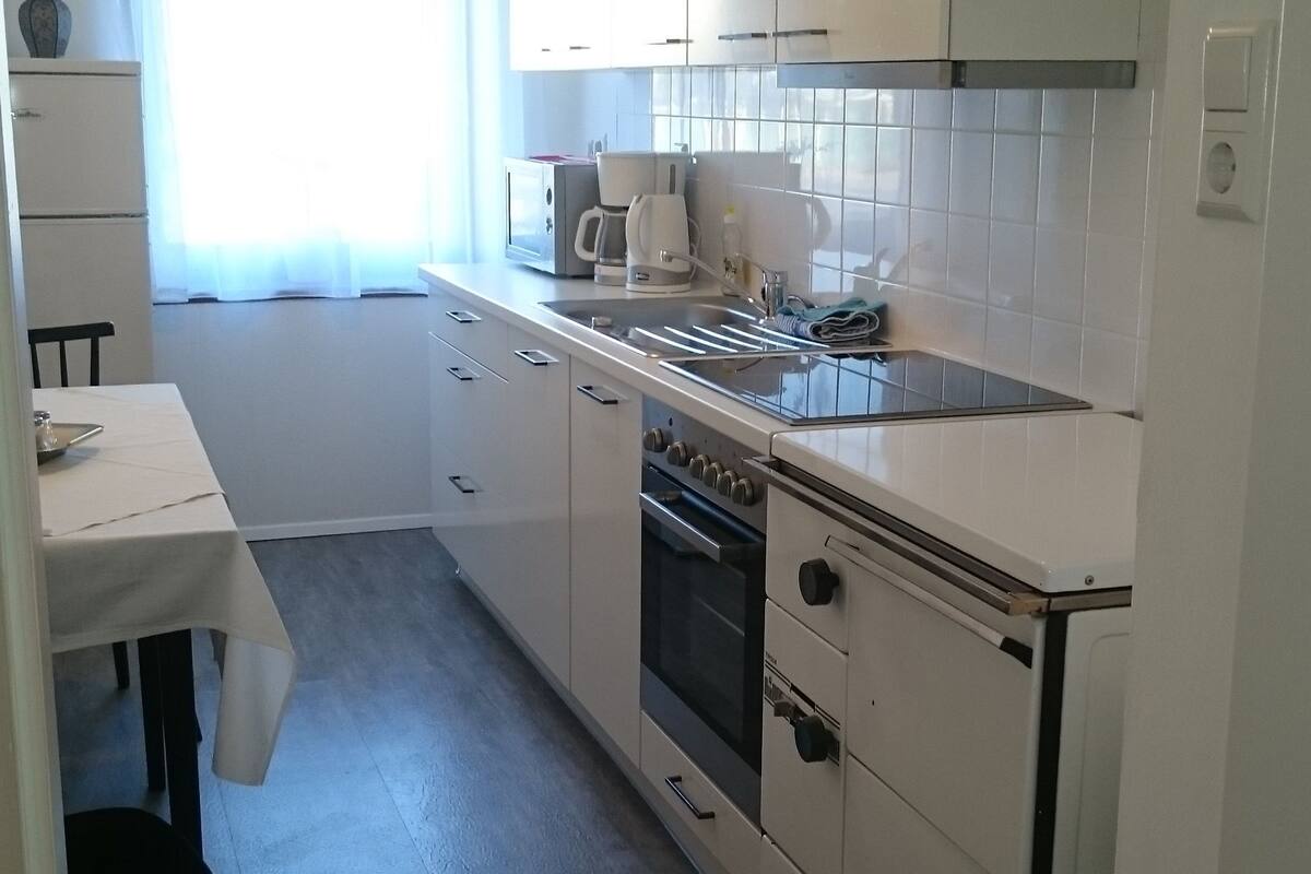 Apartment, 2 Bedrooms | Dapur peribadi | Peti sejuk/penyejuk beku saiz penuh 