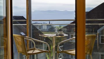 Habitación Confort con 1 cama matrimonial o 2 individuales | Balcón