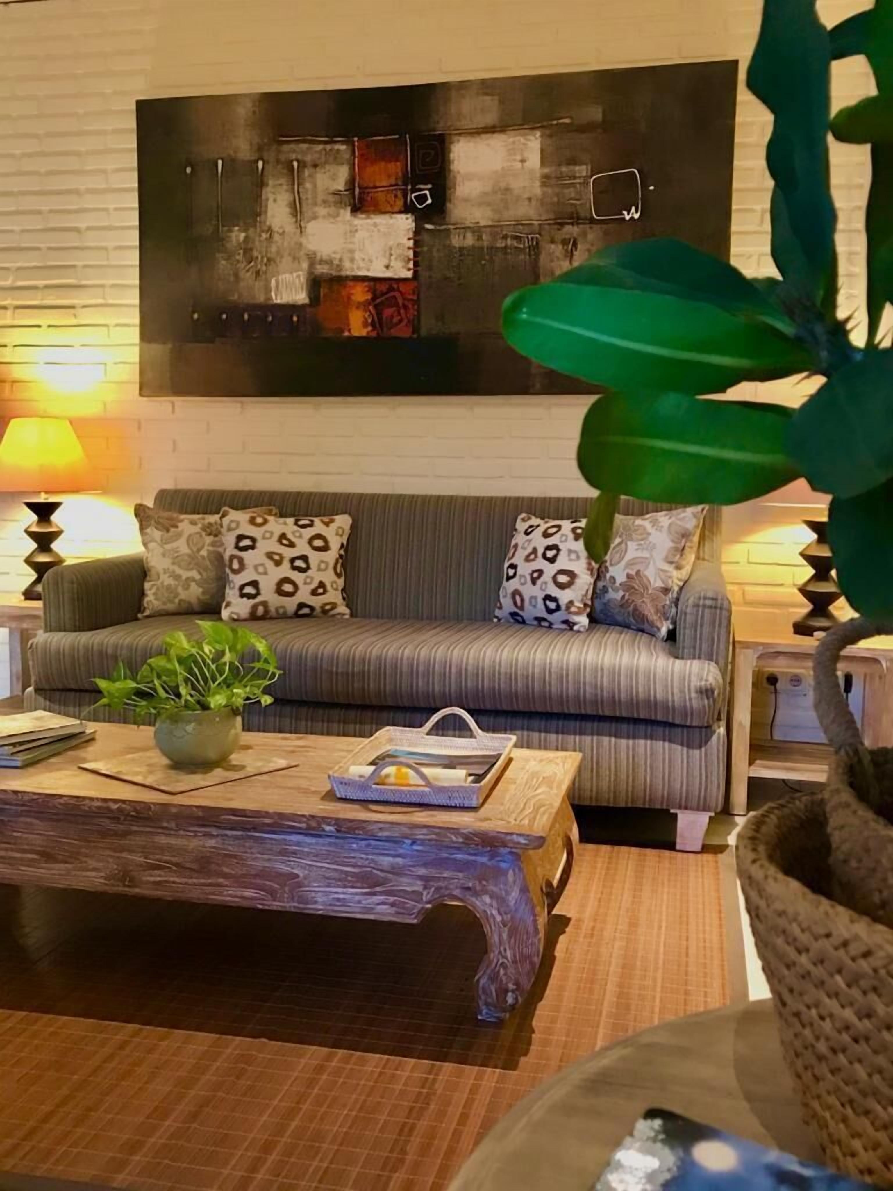 deluxe double room, ocean view | 1 bedroom, minibar, in-room safe, desk