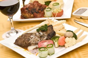 Breakfast, lunch, dinner served; international cuisine 