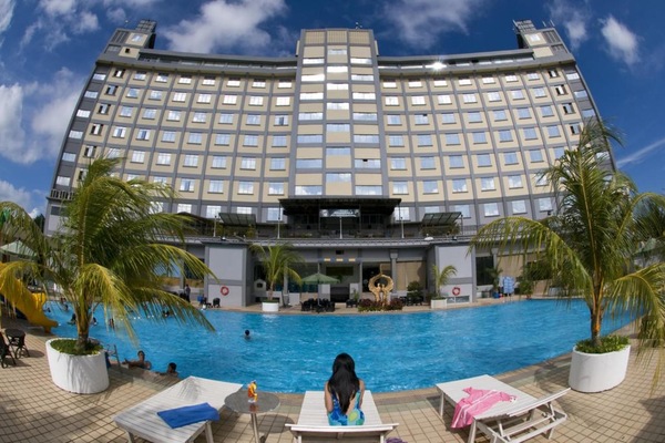 Piscine extérieure