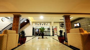 Kios check-in/check-out