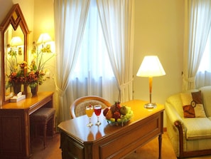 Living area - Royal Denai (Bukittinggi)
