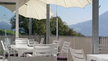 Hi ha 5 restaurants amb sopars