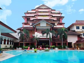 Pool - Abadi Hotel & Convention Center (Jambi)