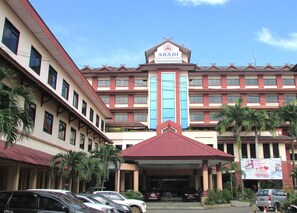 Exterior - Abadi Hotel & Convention Center (Jambi)