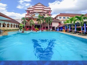 Pool - Abadi Hotel & Convention Center (Jambi)