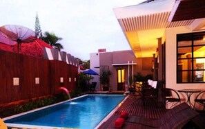 Indoor pool, outdoor pool