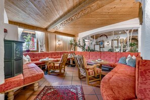View from property - Hotel Almhof (Neustift Im Stubaital)