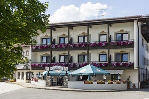Exterior - Hotel Gasthof Gradlwirt (Niederndorf)