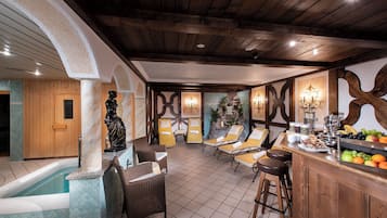 Badstue, dampbad, idrettsmassasje og massasje