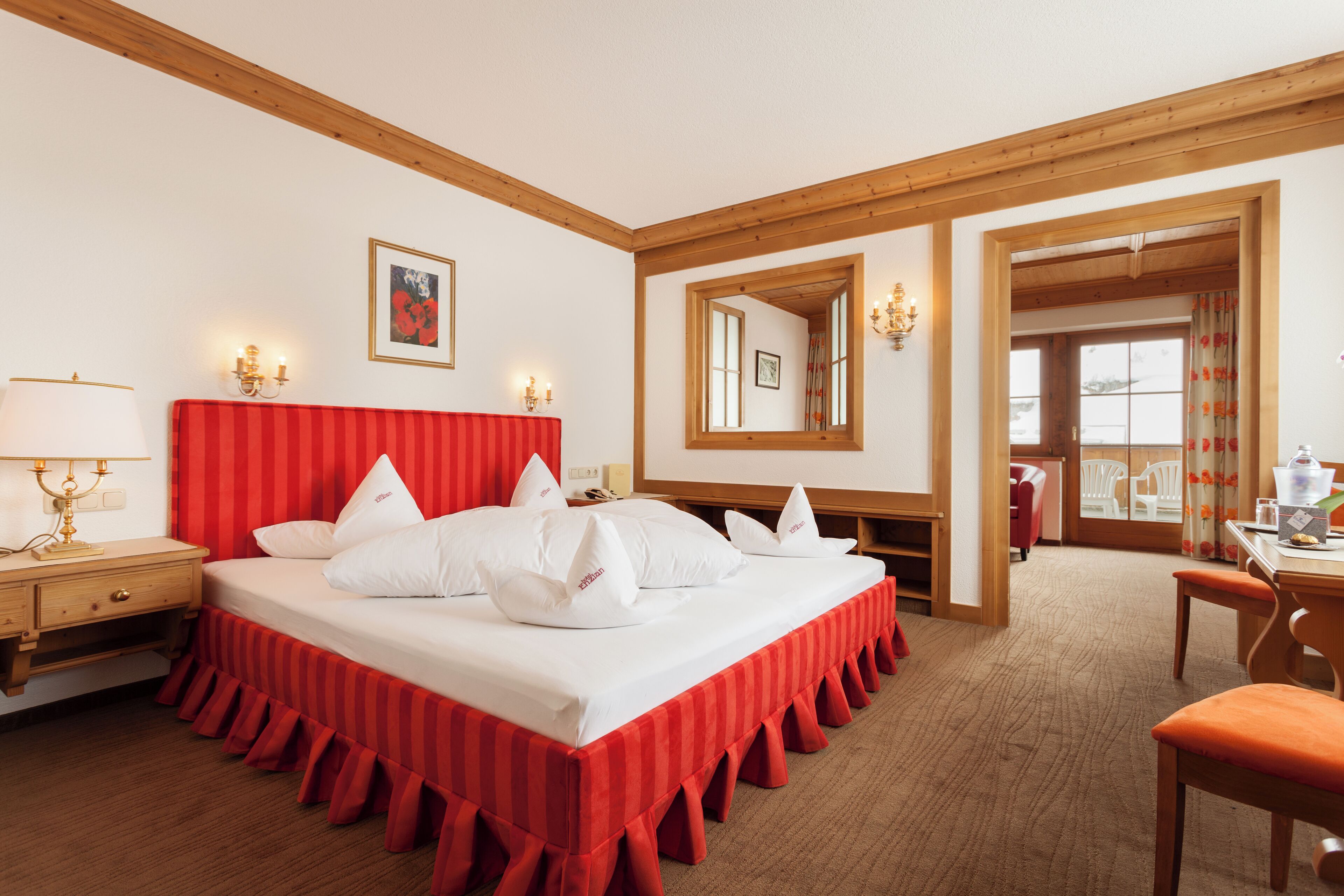 Comfort Suite | In-room safe, desk, free WiFi