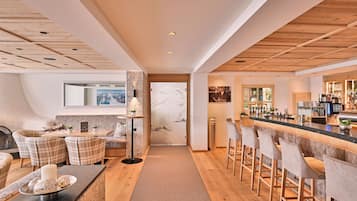 Bar (in der Unterkunft)