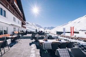 Exterior - Hotel Enzian (Zürs am Arlberg)