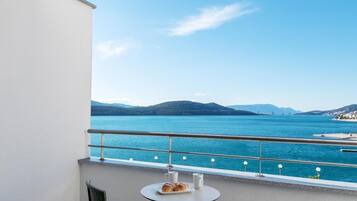 Deluxe Double or Twin Room, Sea View | Terrace/patio