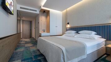 Deluxe Double or Twin Room, 1 Bedroom, Sea View