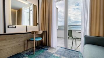 Deluxe Double or Twin Room, 1 Bedroom, Sea View